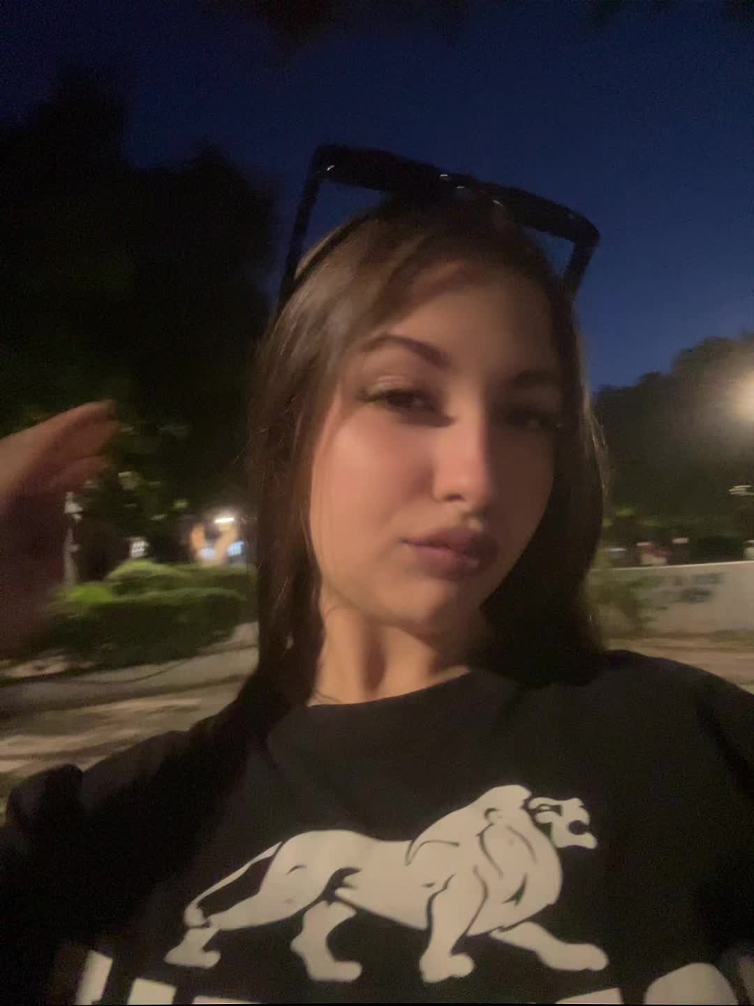 @𝓥𝓪𝓼