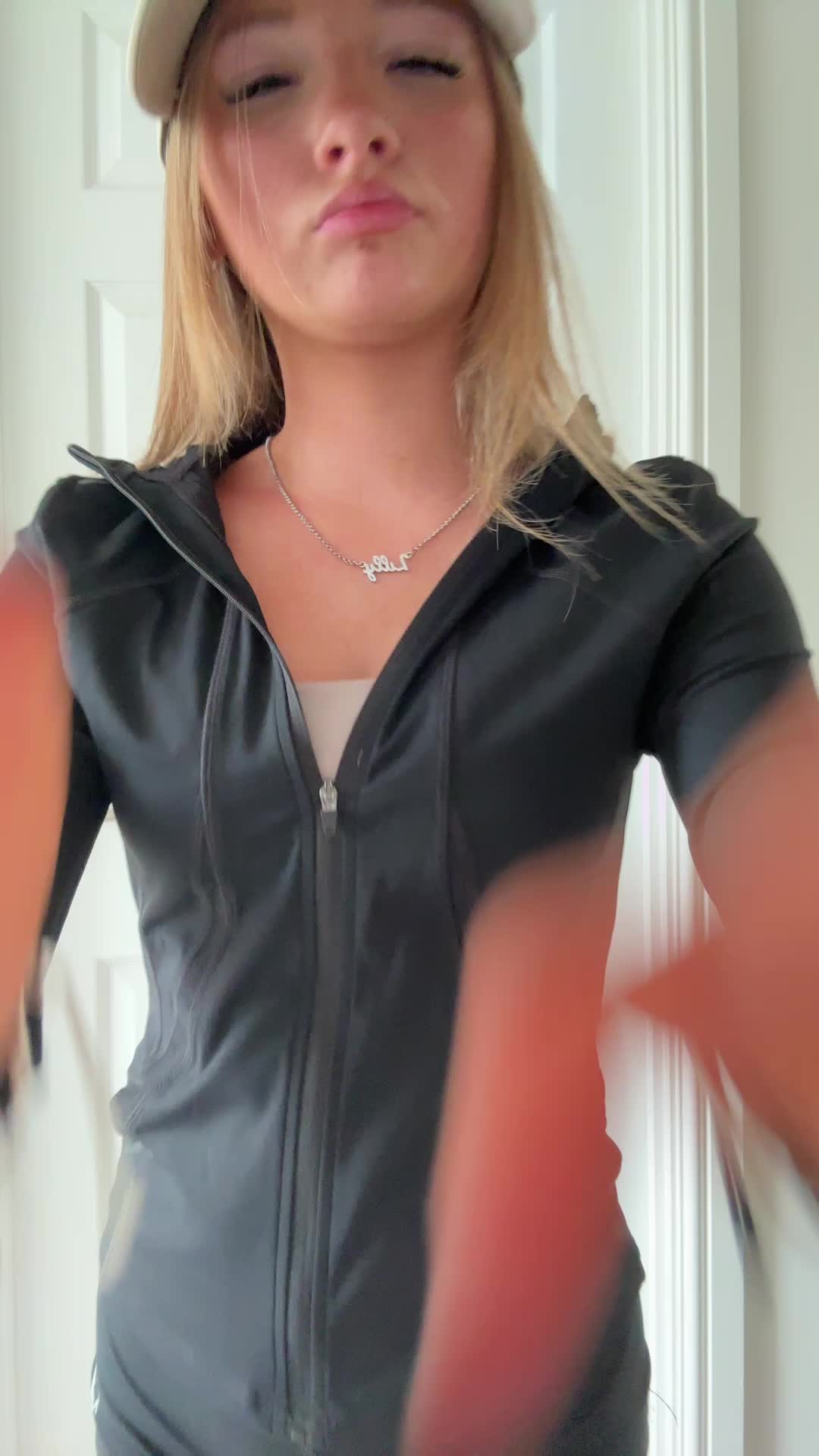 @𝑙𝑖𝑙𝑙𝑦𝑠~𝑠𝑝𝑎𝑚🐆🍒🪩