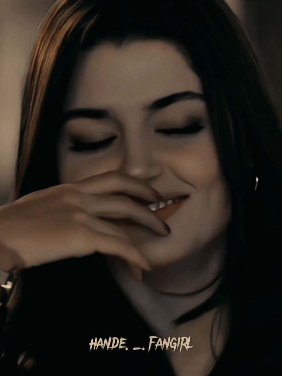 @💞Hande ercal💞
