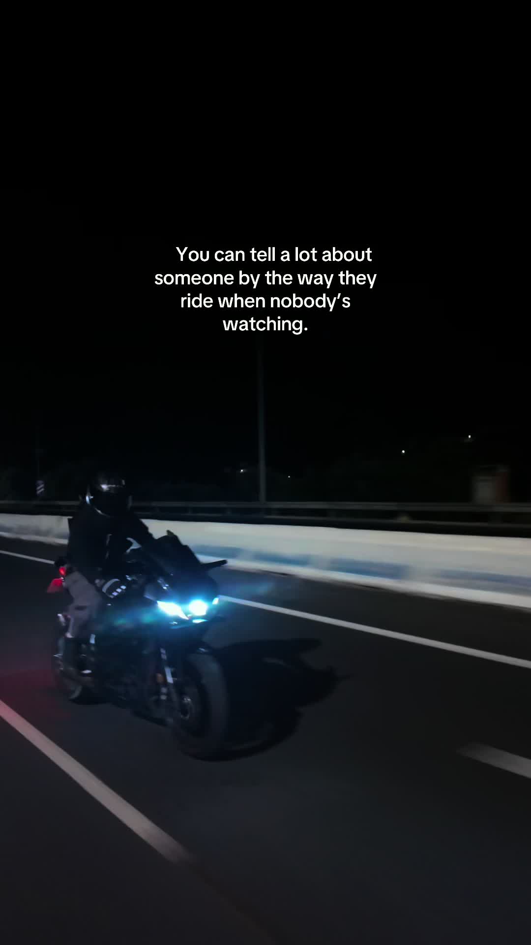 @R7.STORM