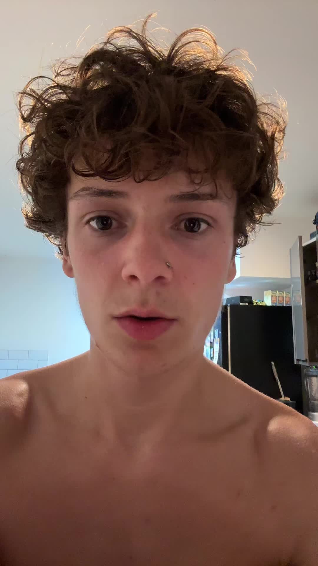 @Charlie 🦦