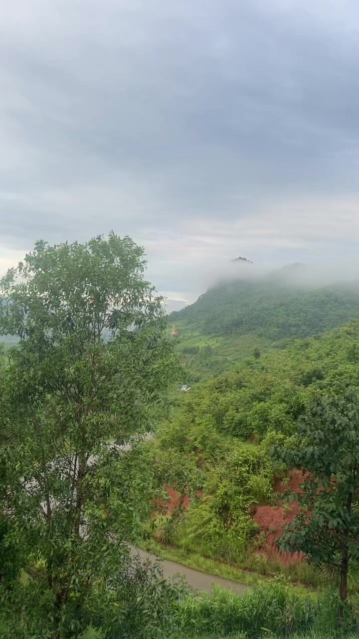 @ဥလေး