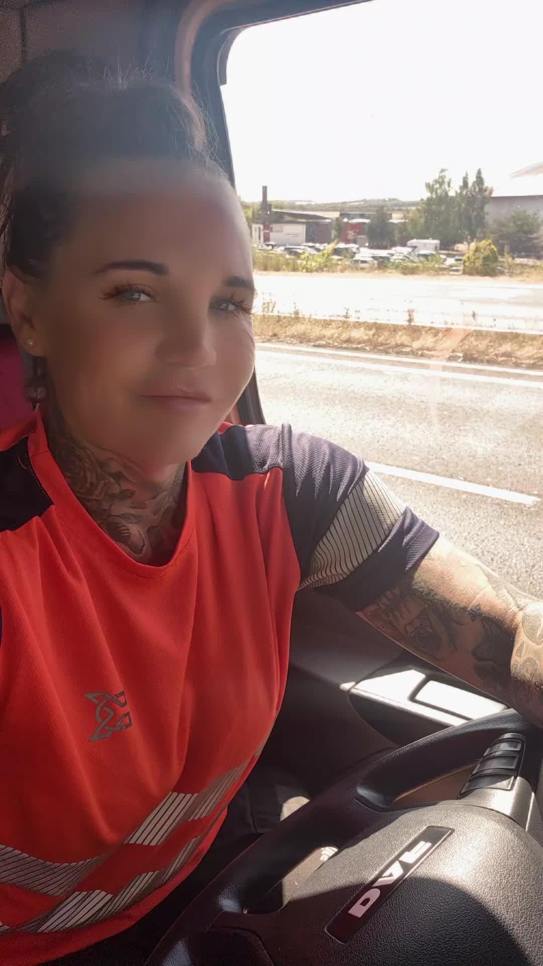 @K9VICKY