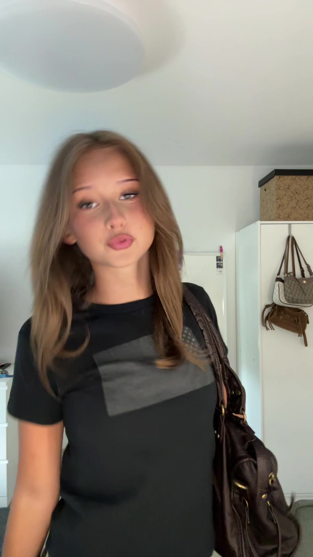 @nina_kubalak