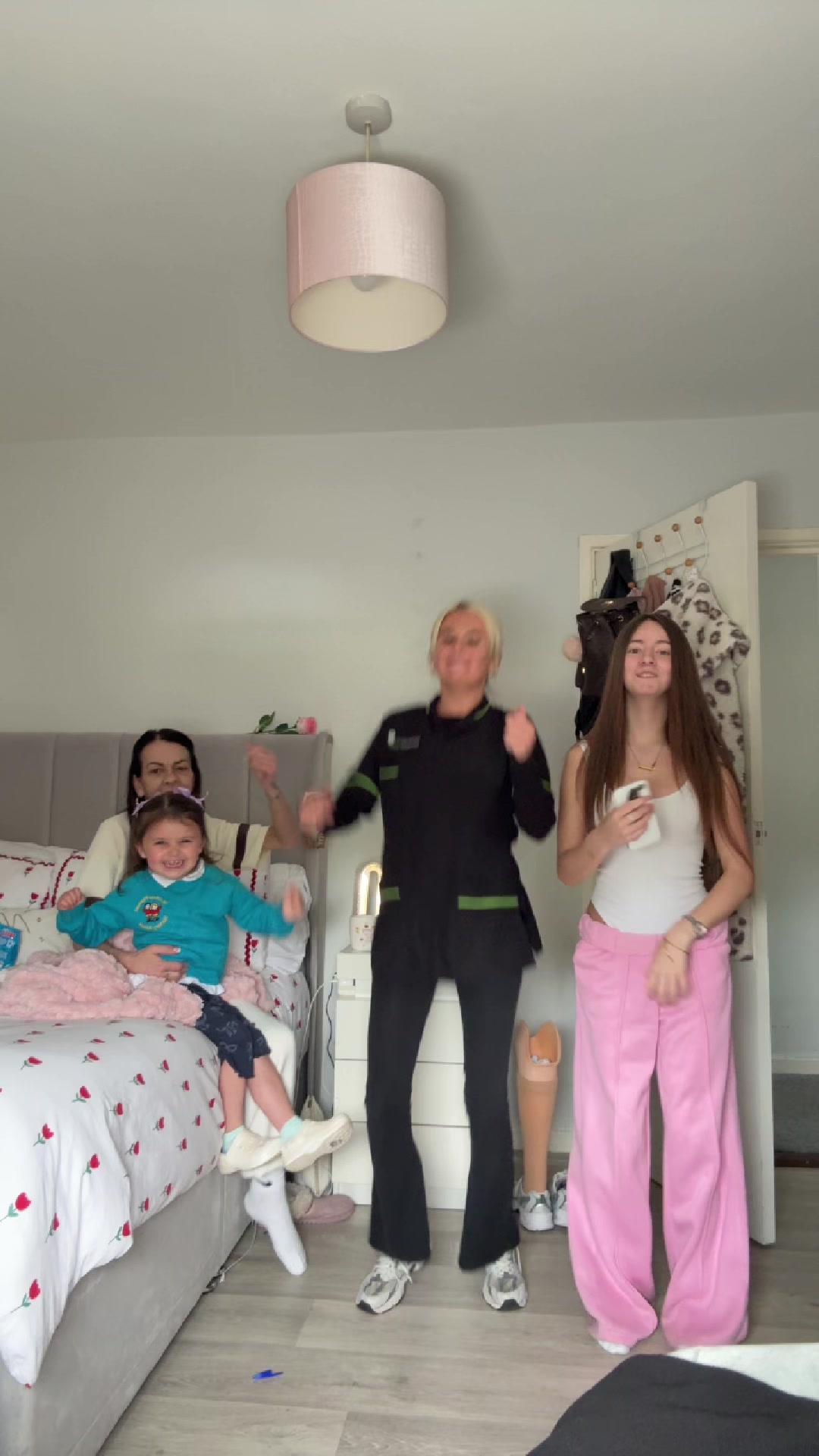 @Demi-lee Loughran