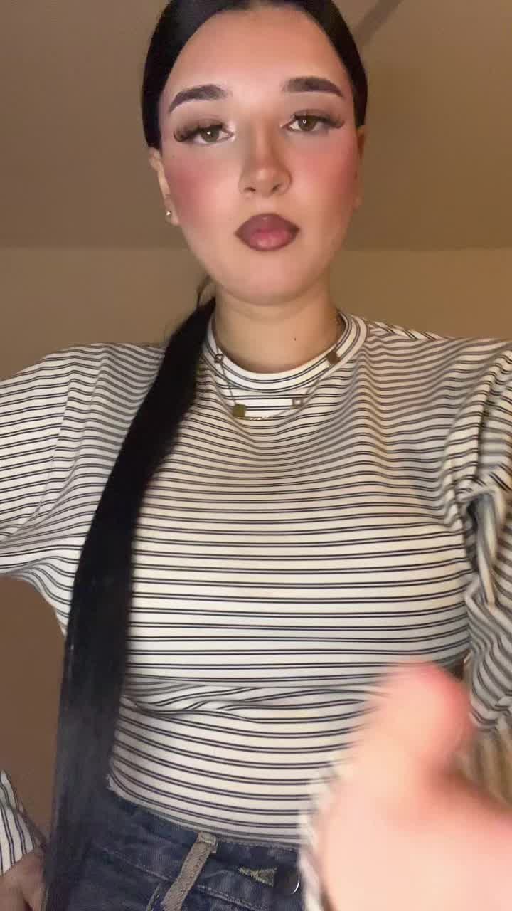 @🐍_𝐒𝐀𝐑𝐀𝐇_ 🐍