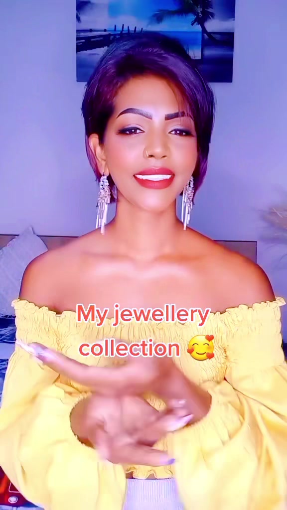 @Tina_official