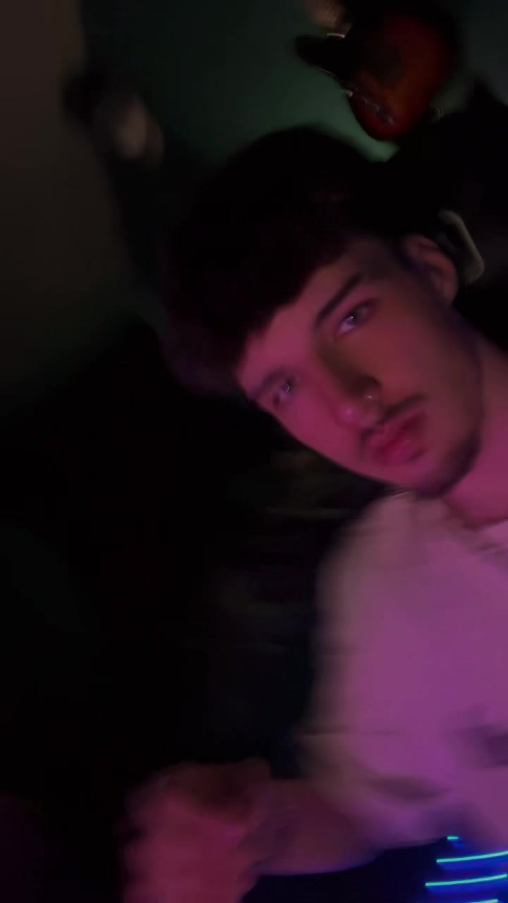 @haydenlewsley