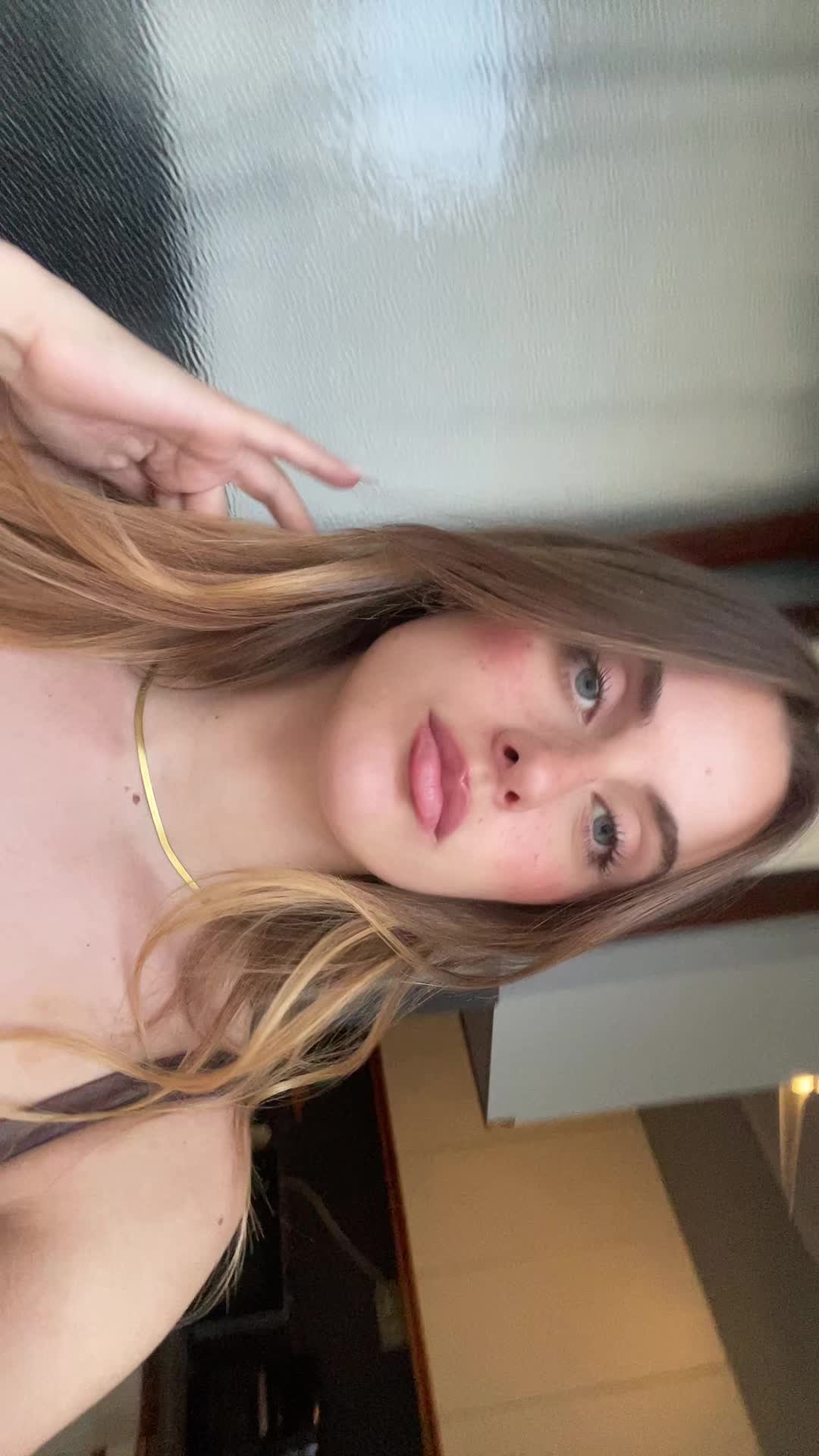 @de