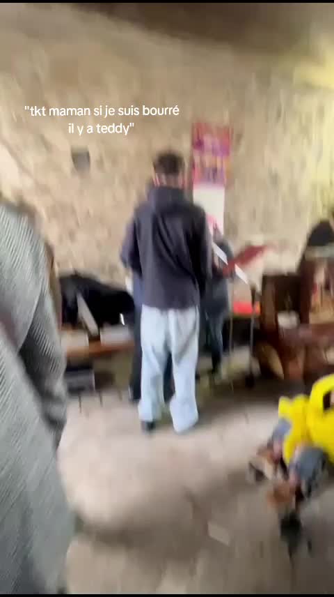 @m4.th1s' 🇨🇵