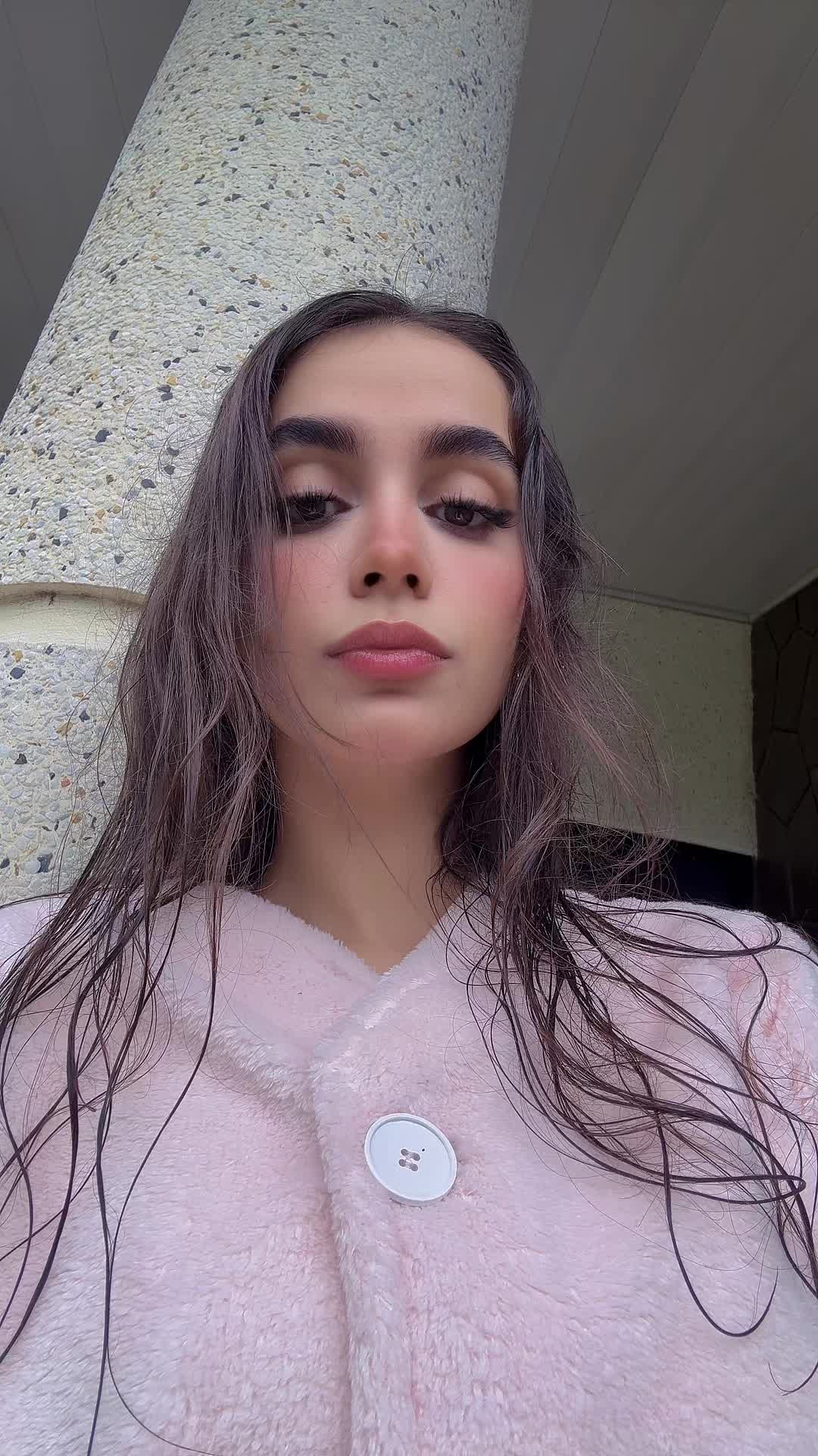 @Mia