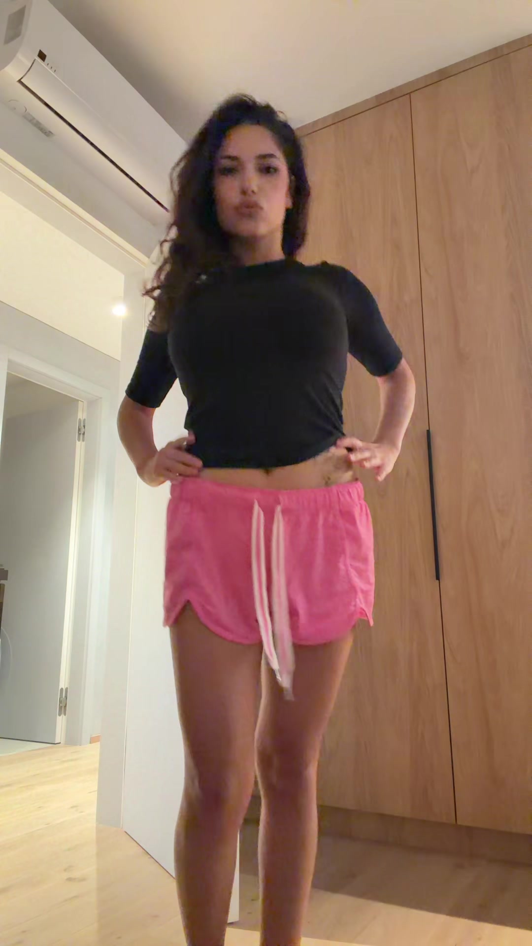 @g