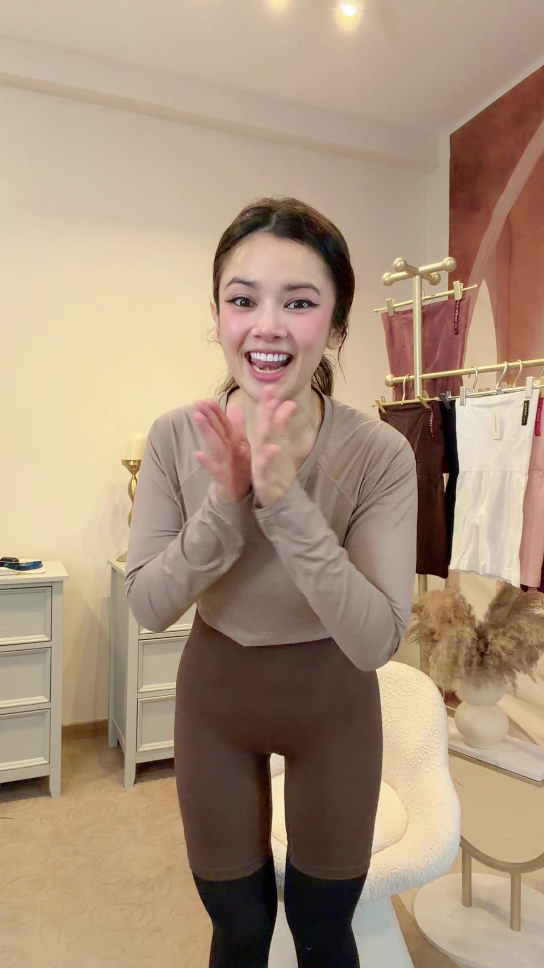 @Naomi Nadia