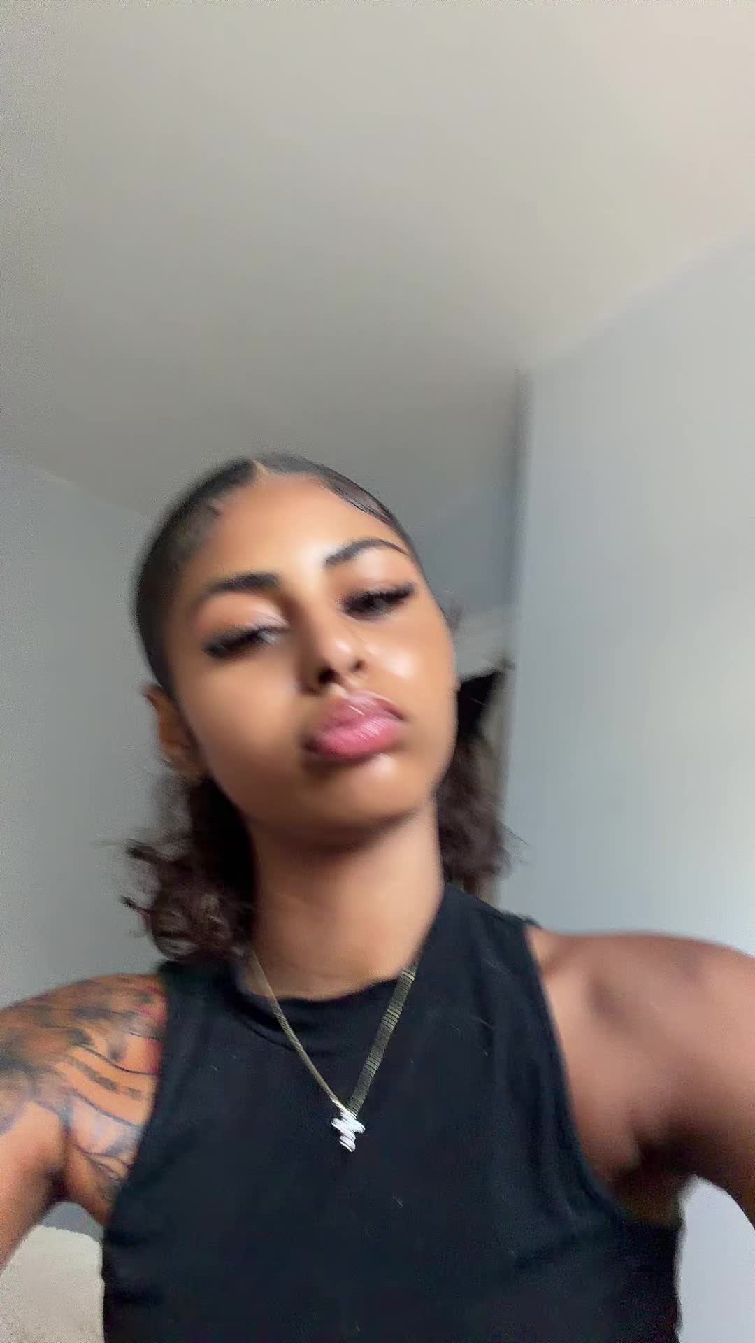 @livspamss8