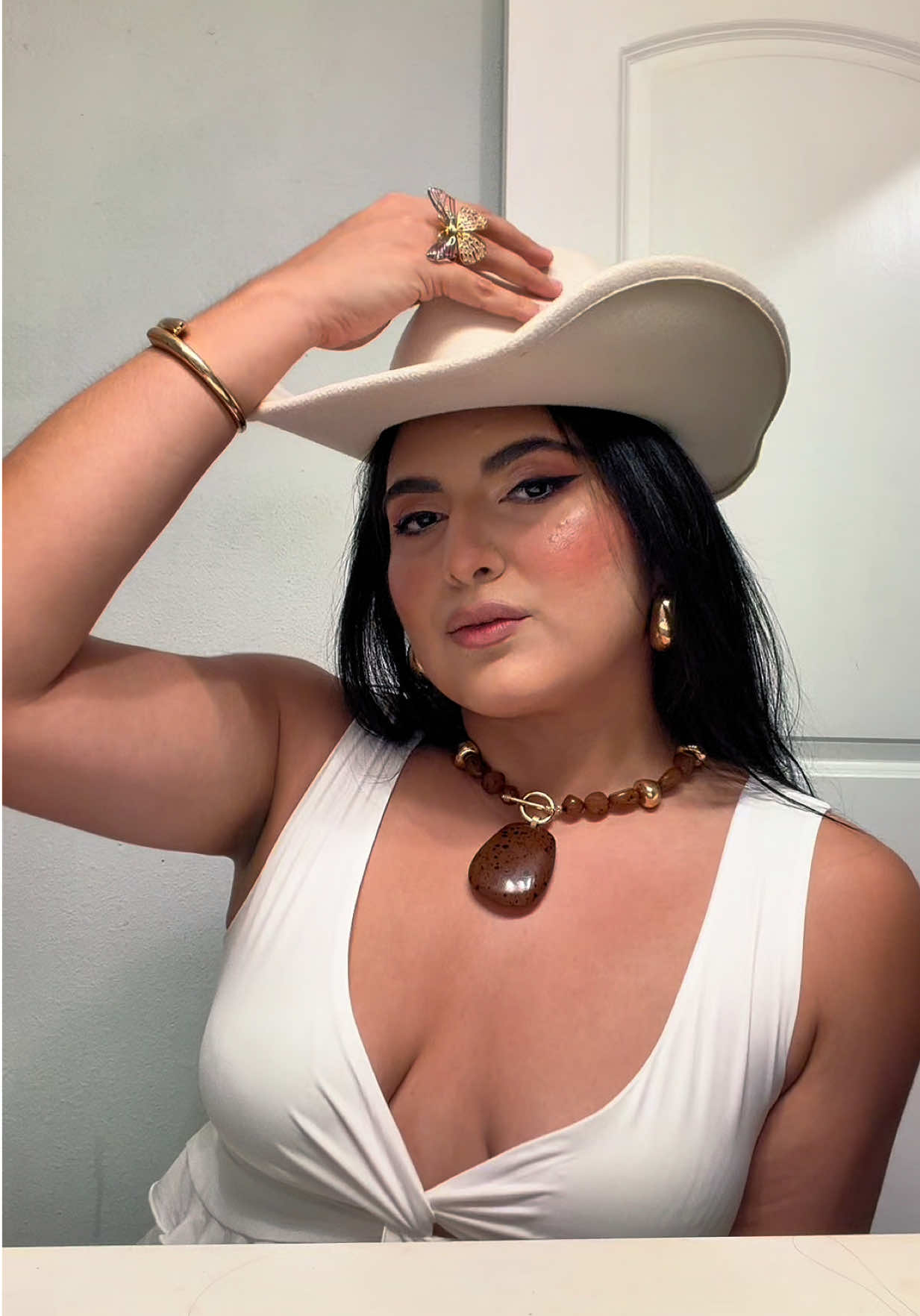 @Ivanna | RGV Blogger