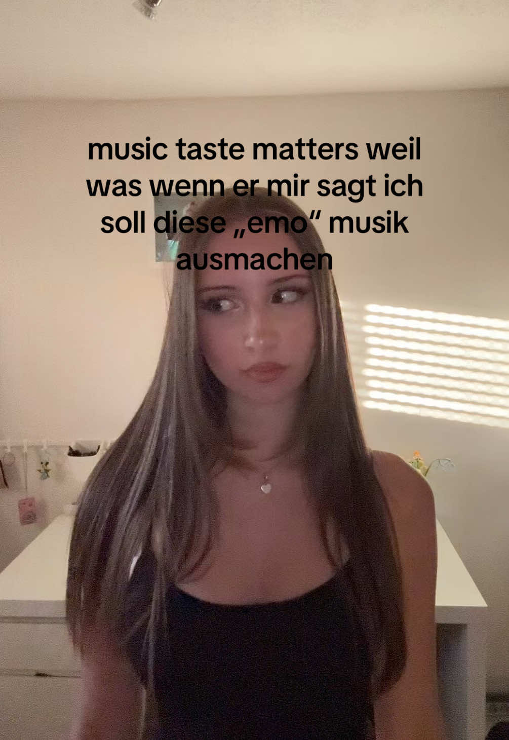 @☥