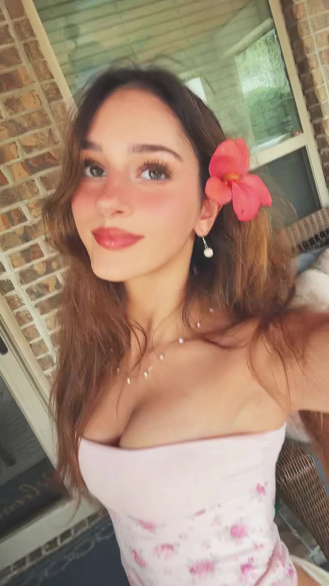 @amara caris 🦢