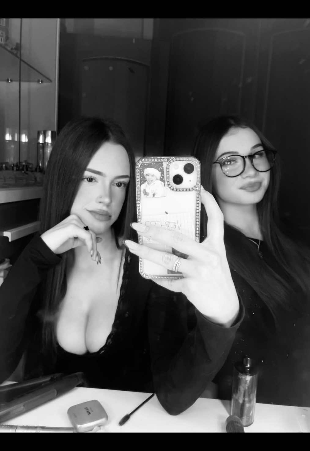 @taniaa.garciiaa
