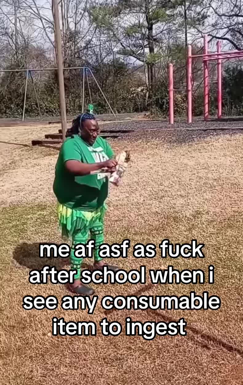 @studiedmycrown