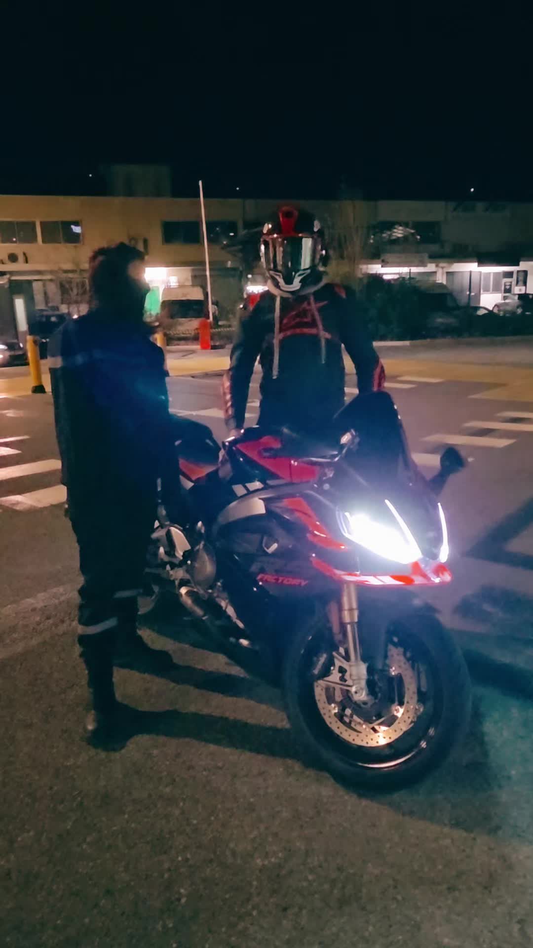 @🏍.Miss.Aprilia.🏍🔥Family'K