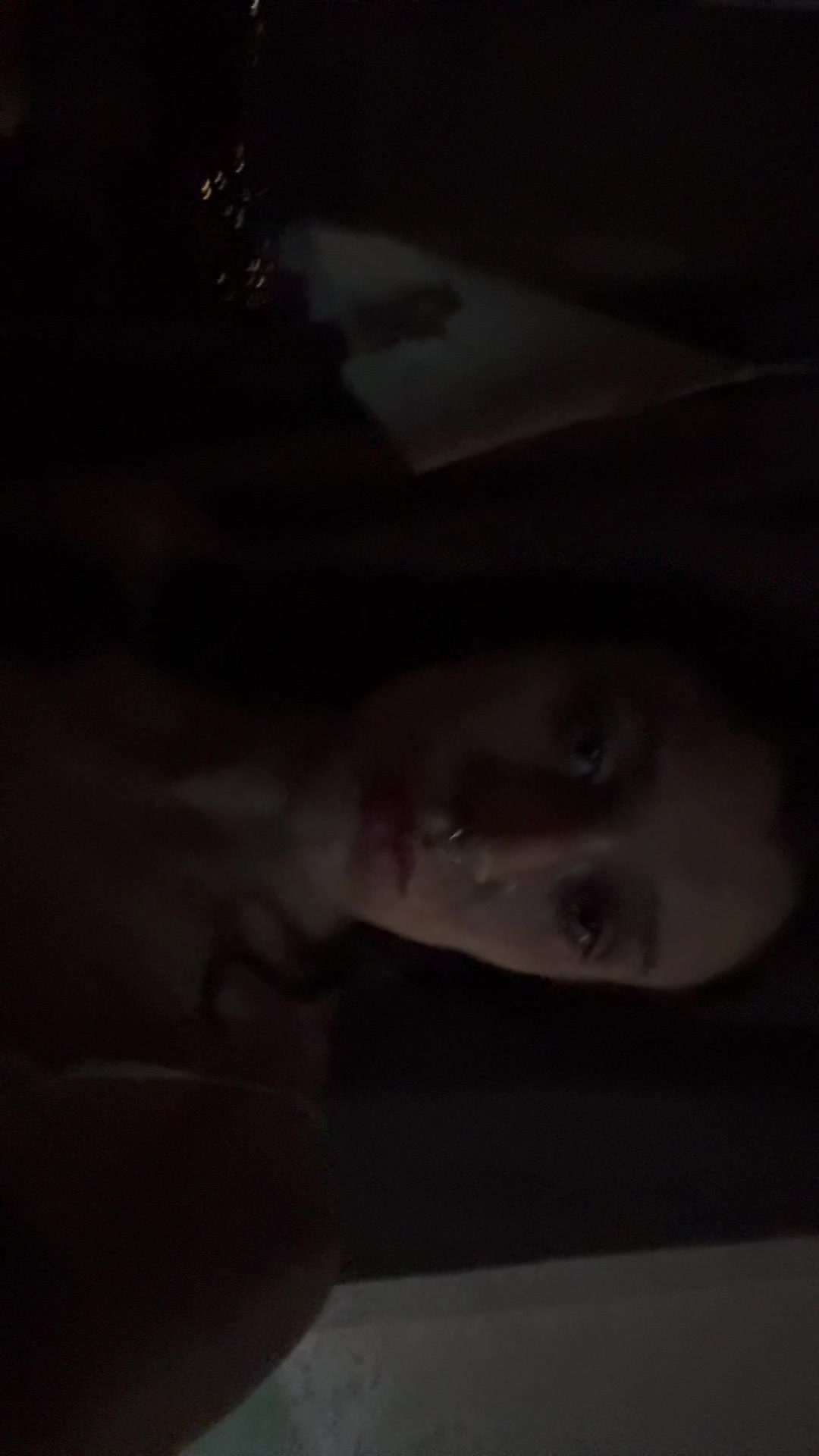 @￼