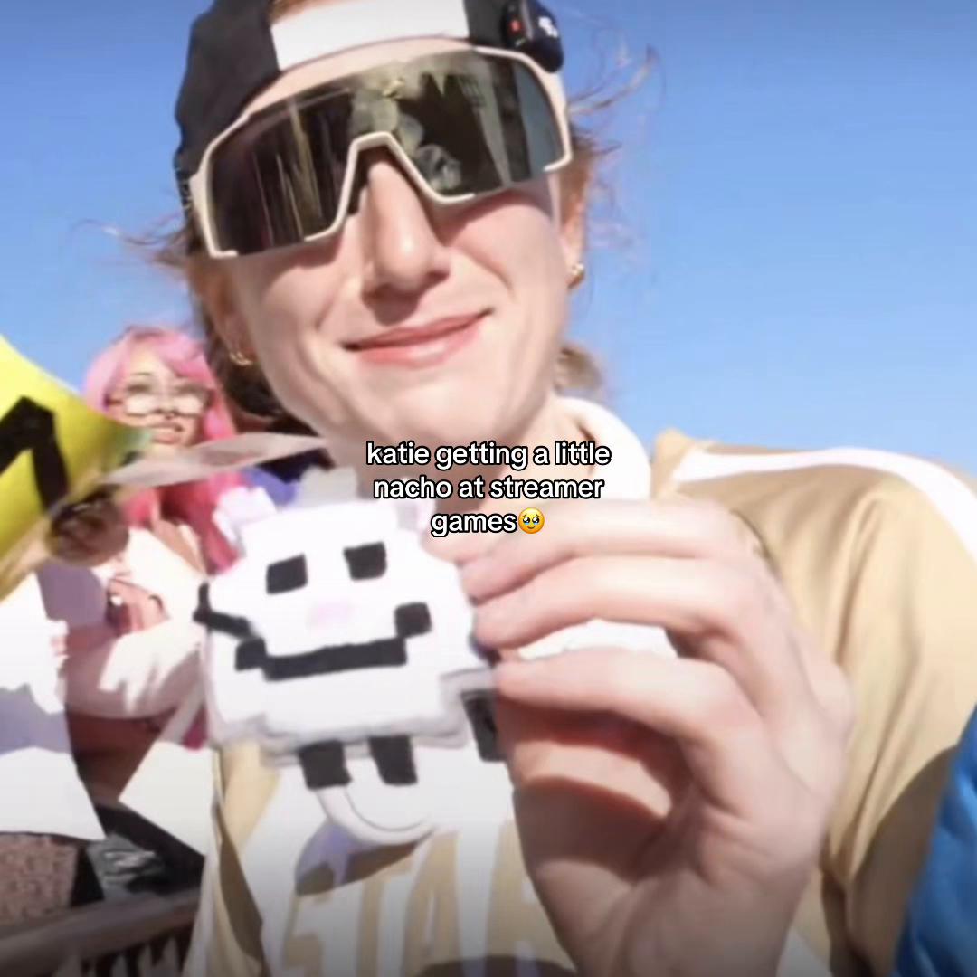 @katiethelink