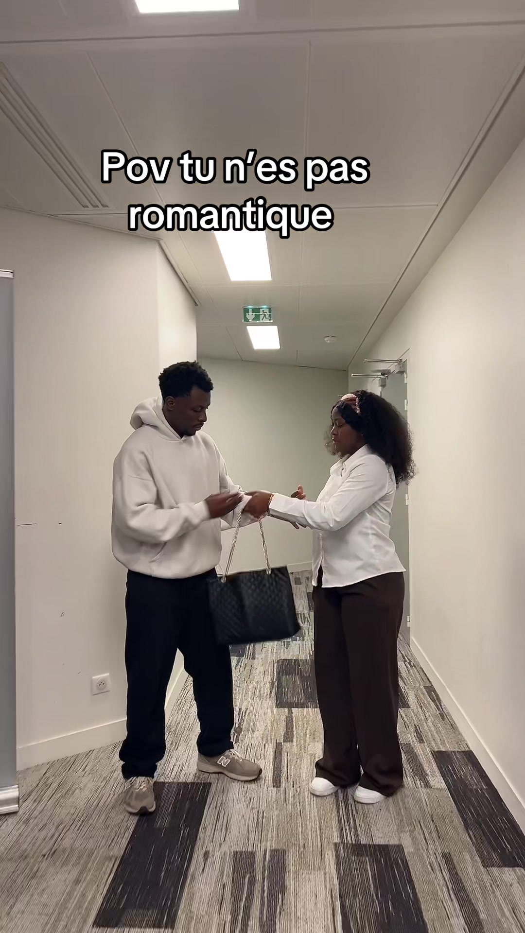 @C’EST CHRIS