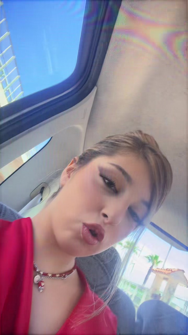 @C🌟