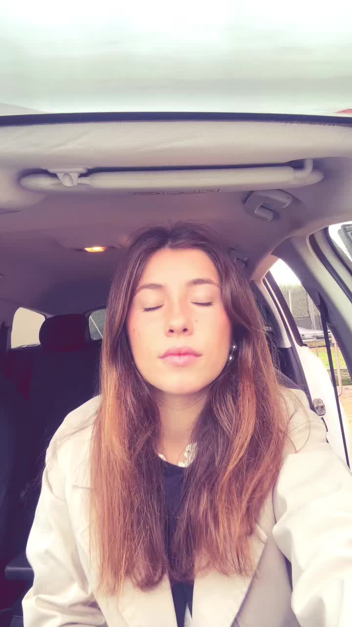 @raqueelrojasb