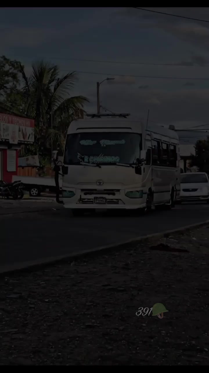 @Alexhn 🚍