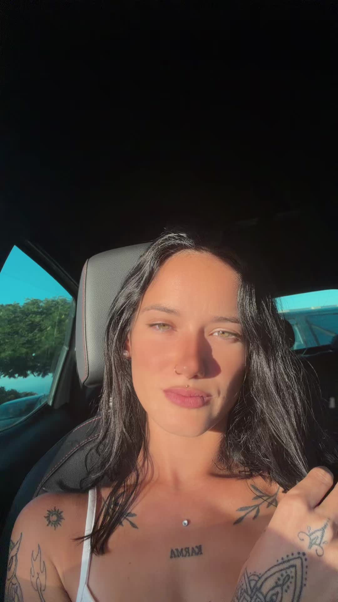 @MÓNICA🌸🤍