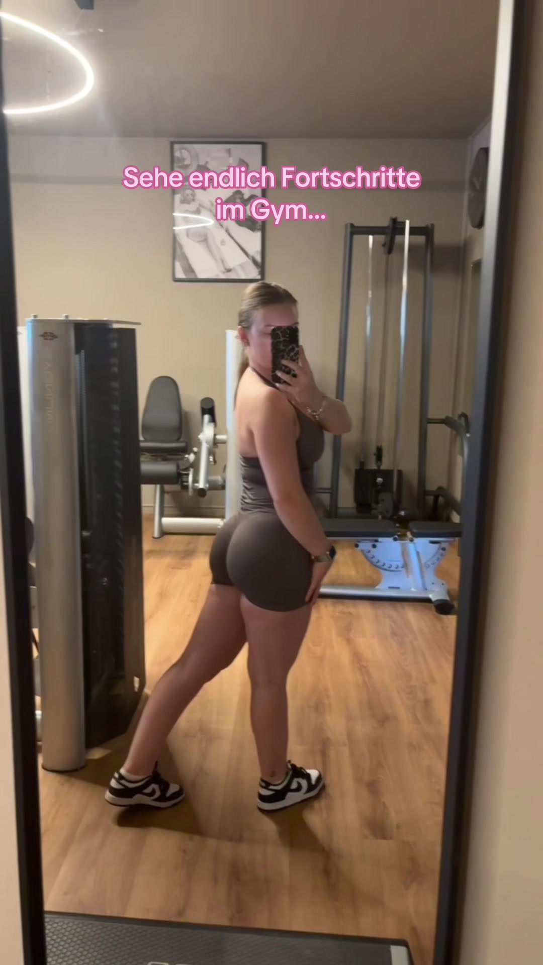 @Lea | Gym & Girlstalk