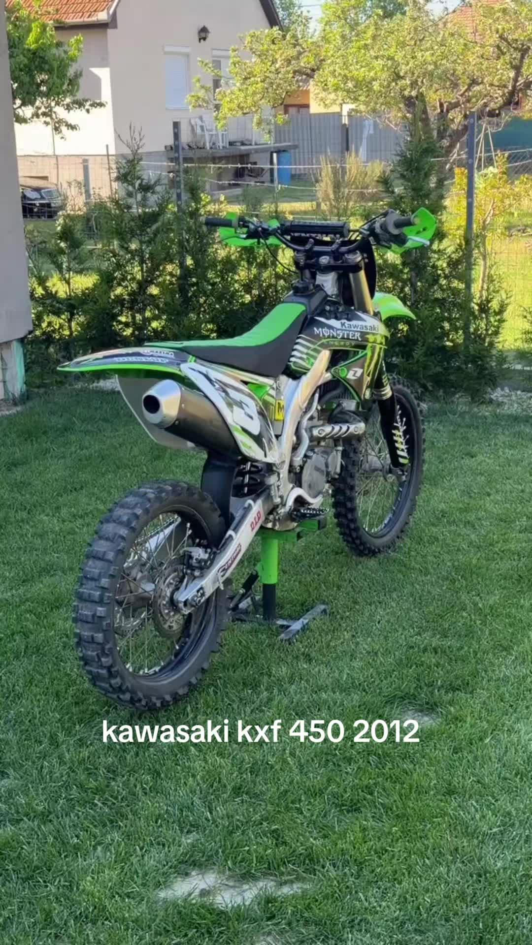 @csakvarig