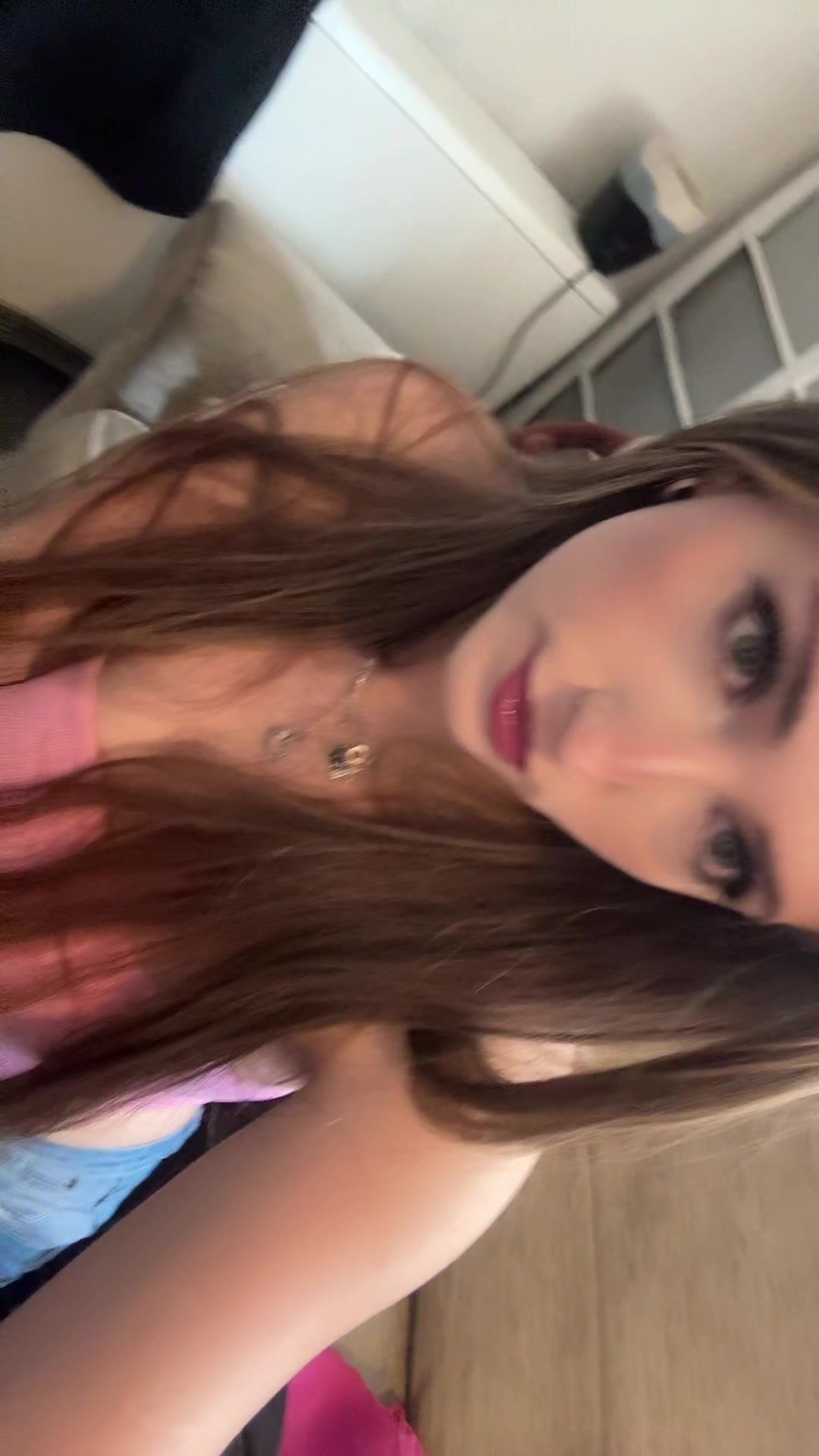 @&egrave;Wrld🧛🏻&zwj;♀️🖤