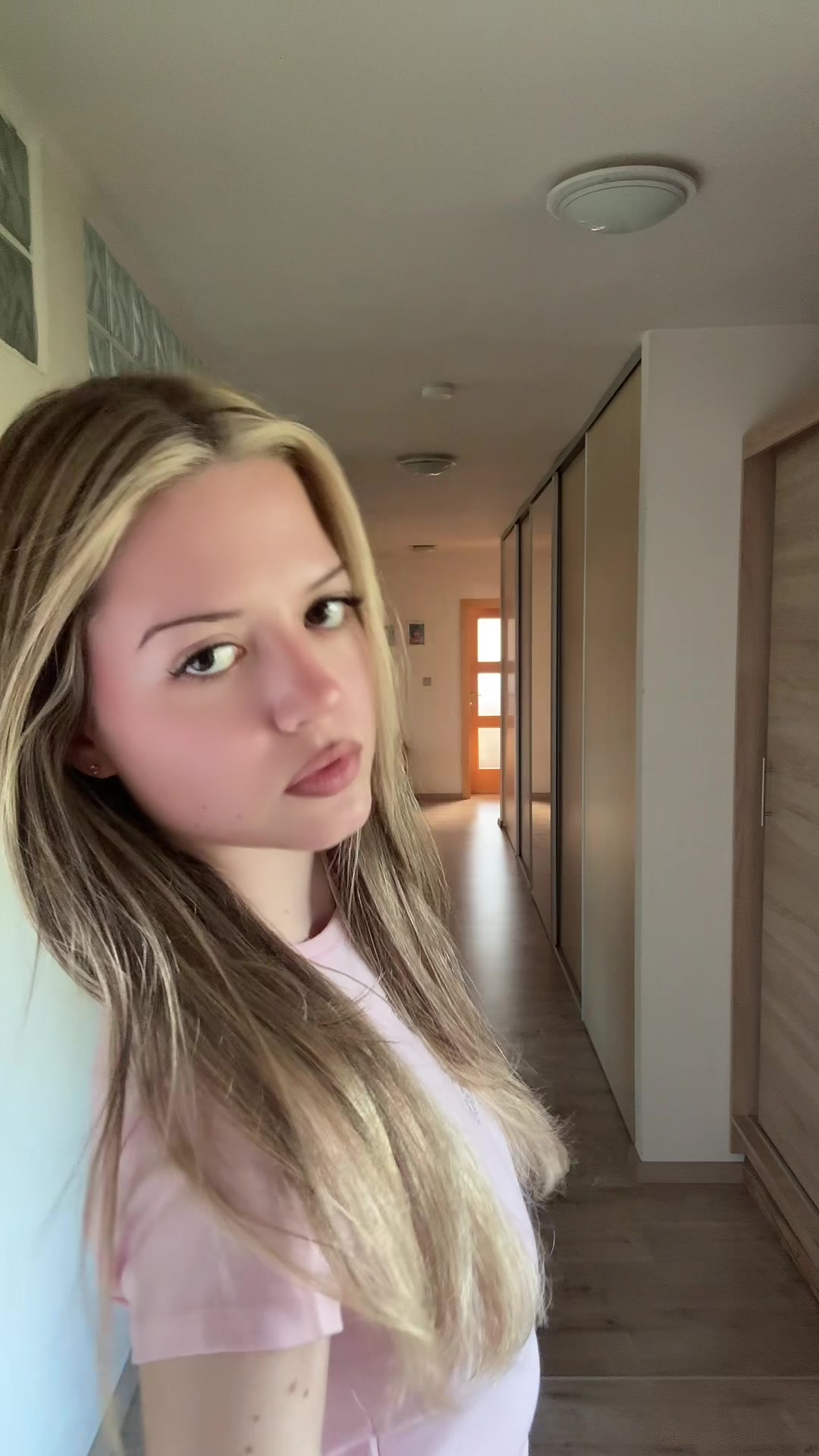 @freakyviki