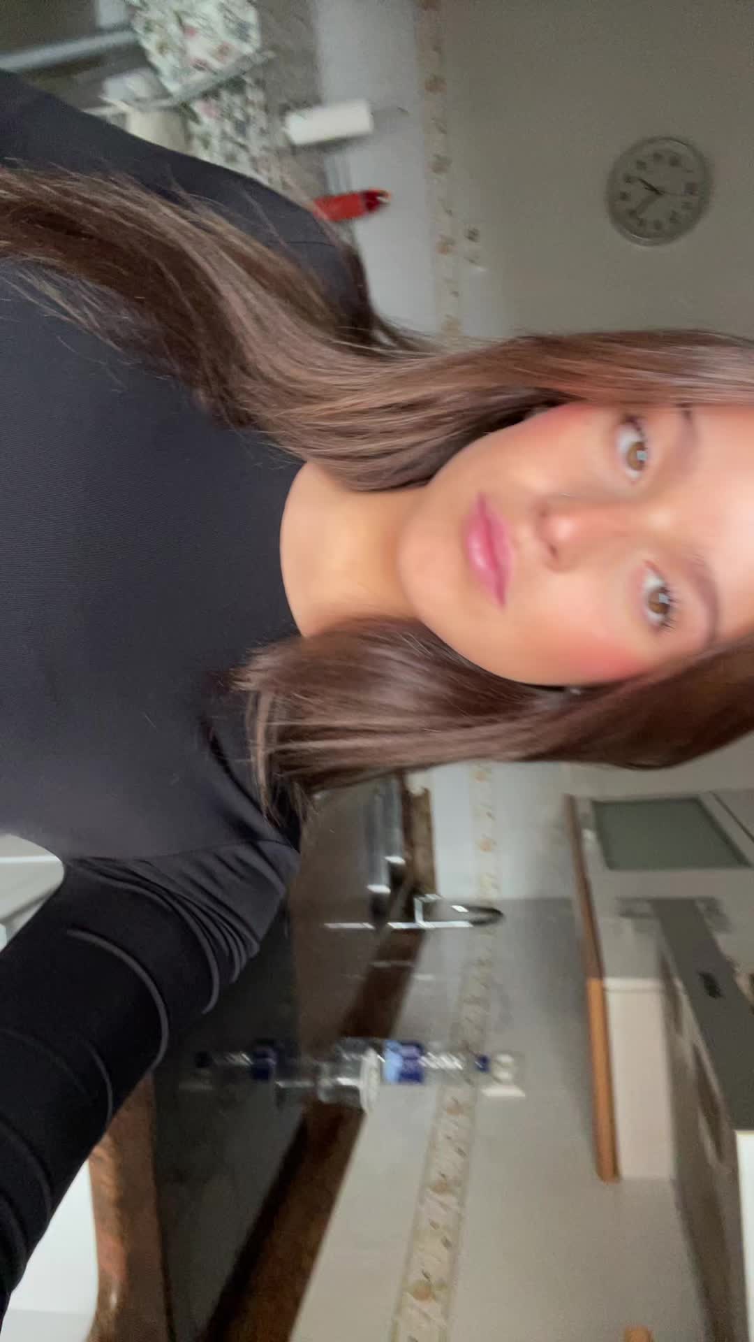 @helenasainzz