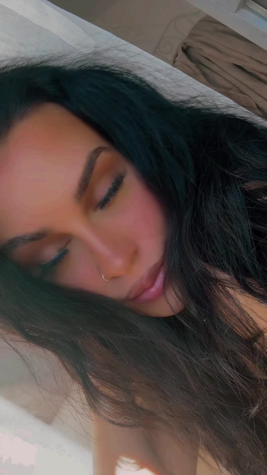 @valentina_selina_