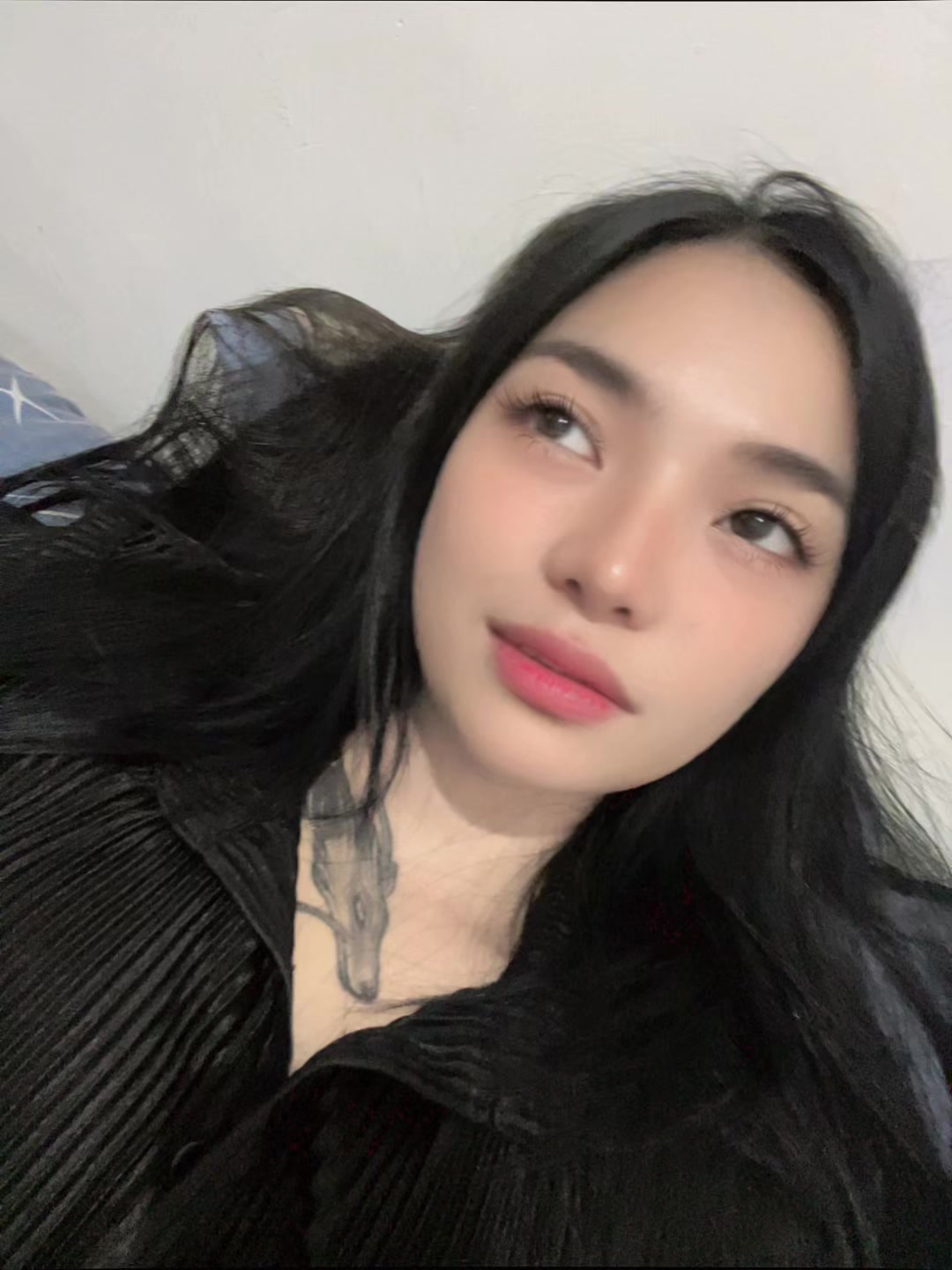 @️