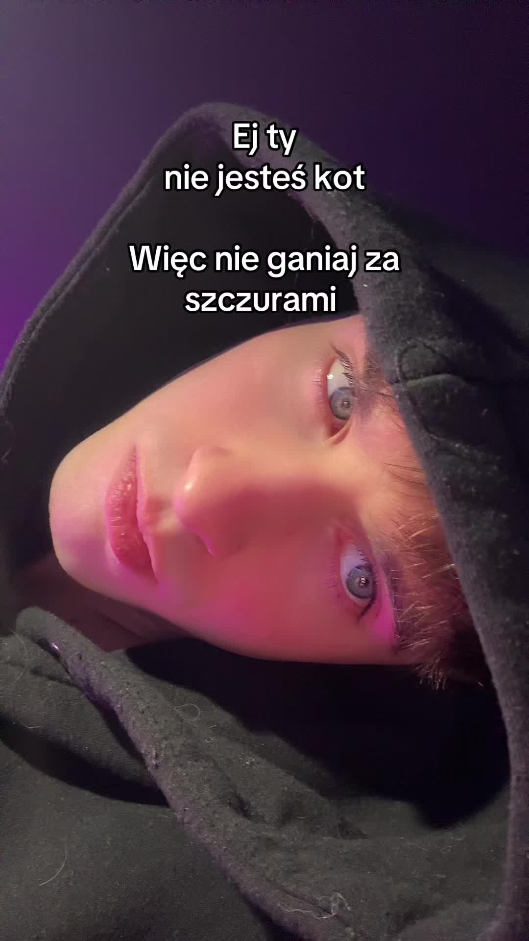 @Figlarz