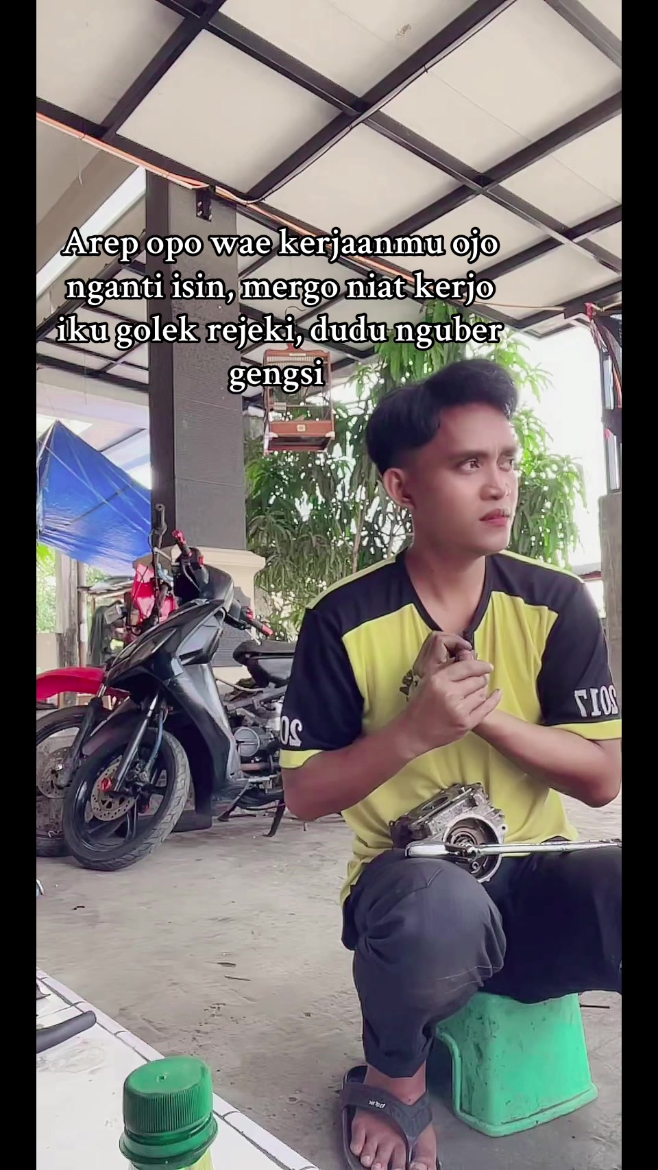 @R I Y A N