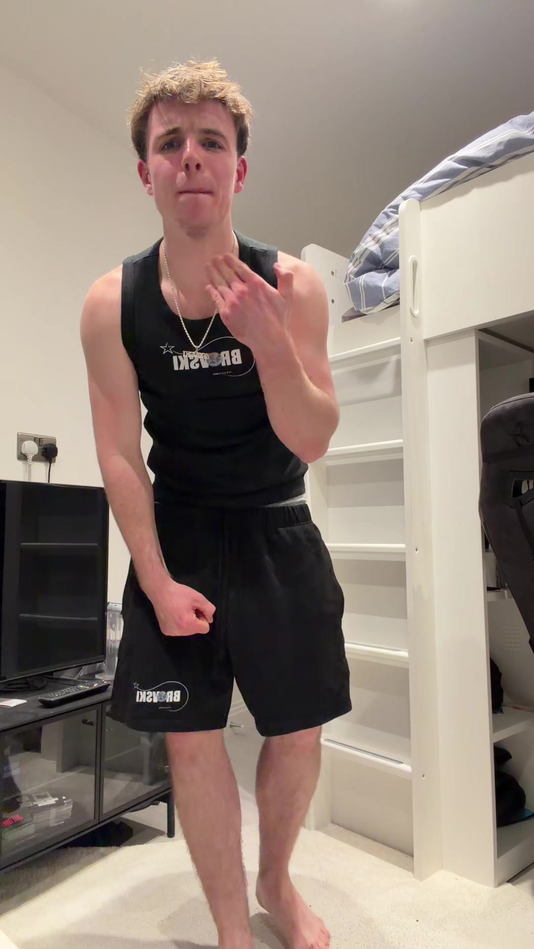@Den