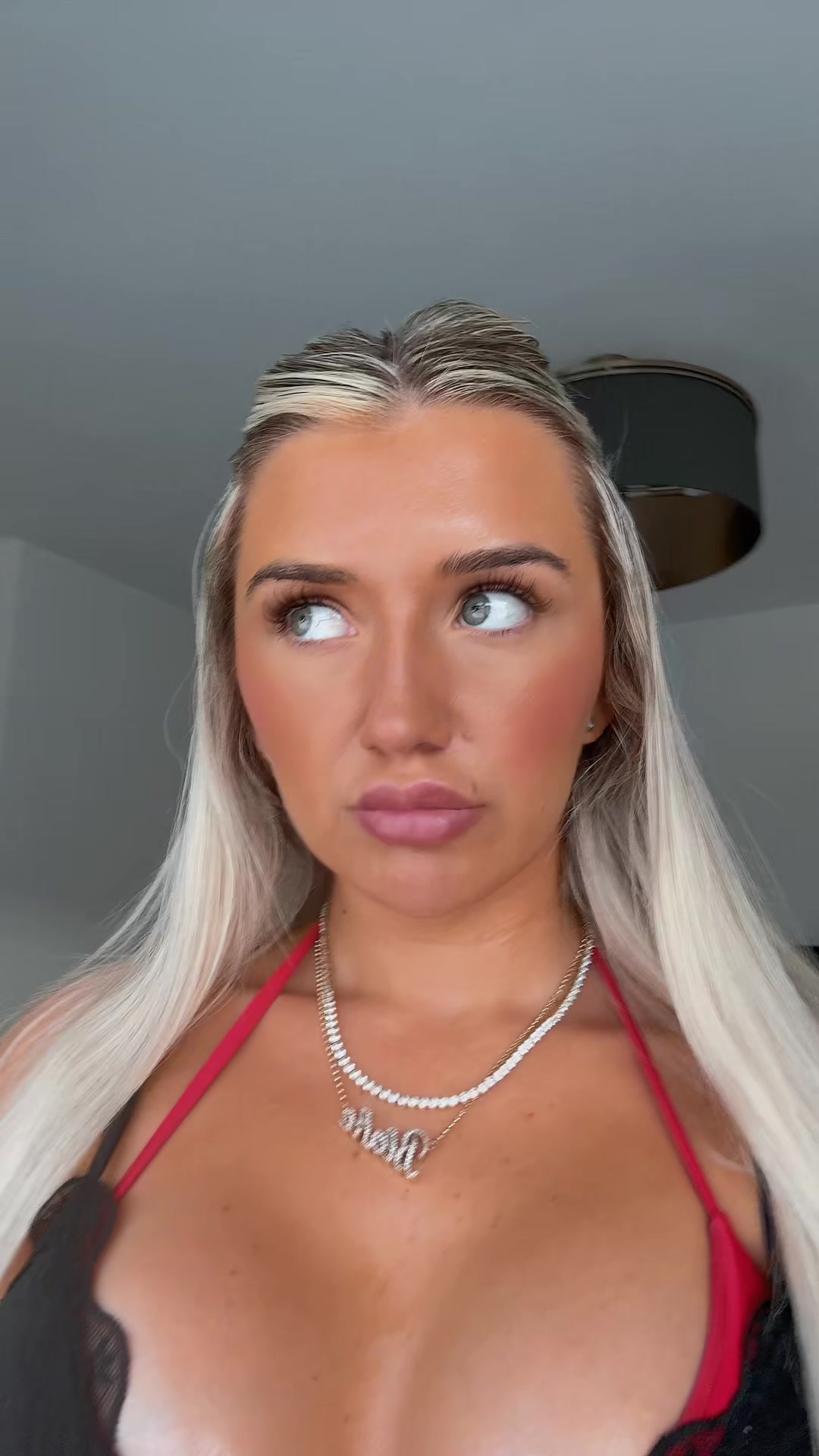 @LeighaClarke