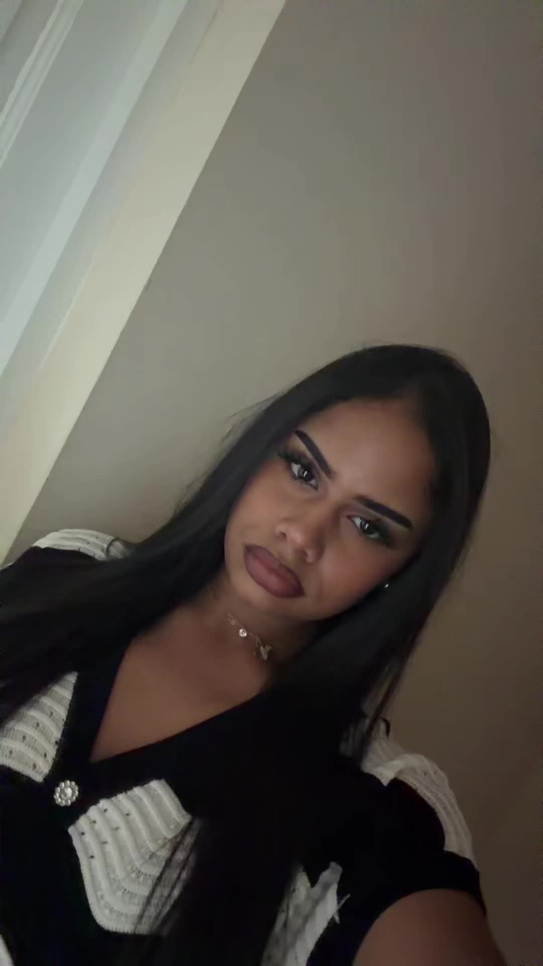 @𝘚 𝘖 𝘍 𝘐 𝘈 𝘈