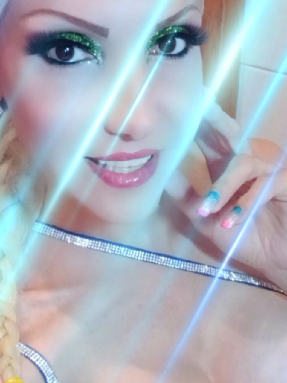 @SabrinaVictoria