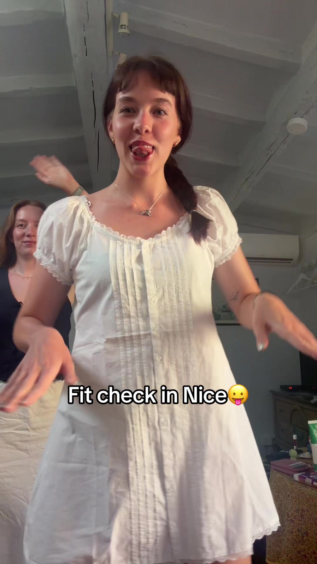 @HJ