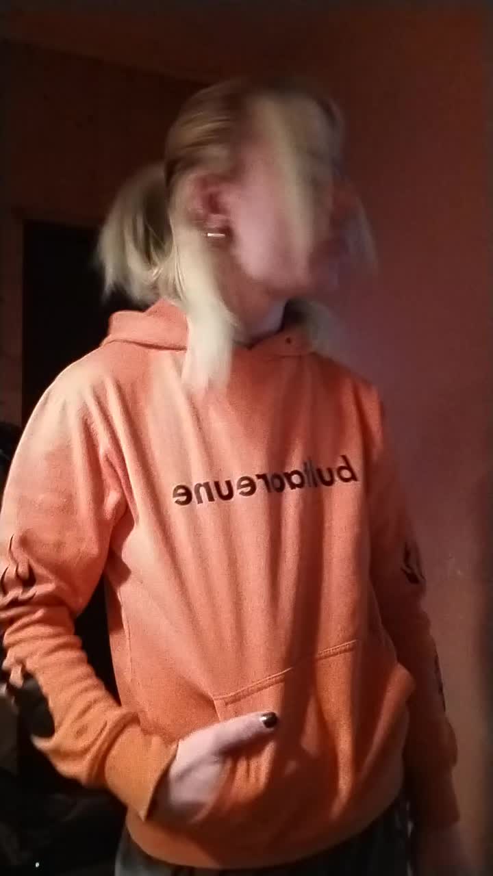 @19angeldust94