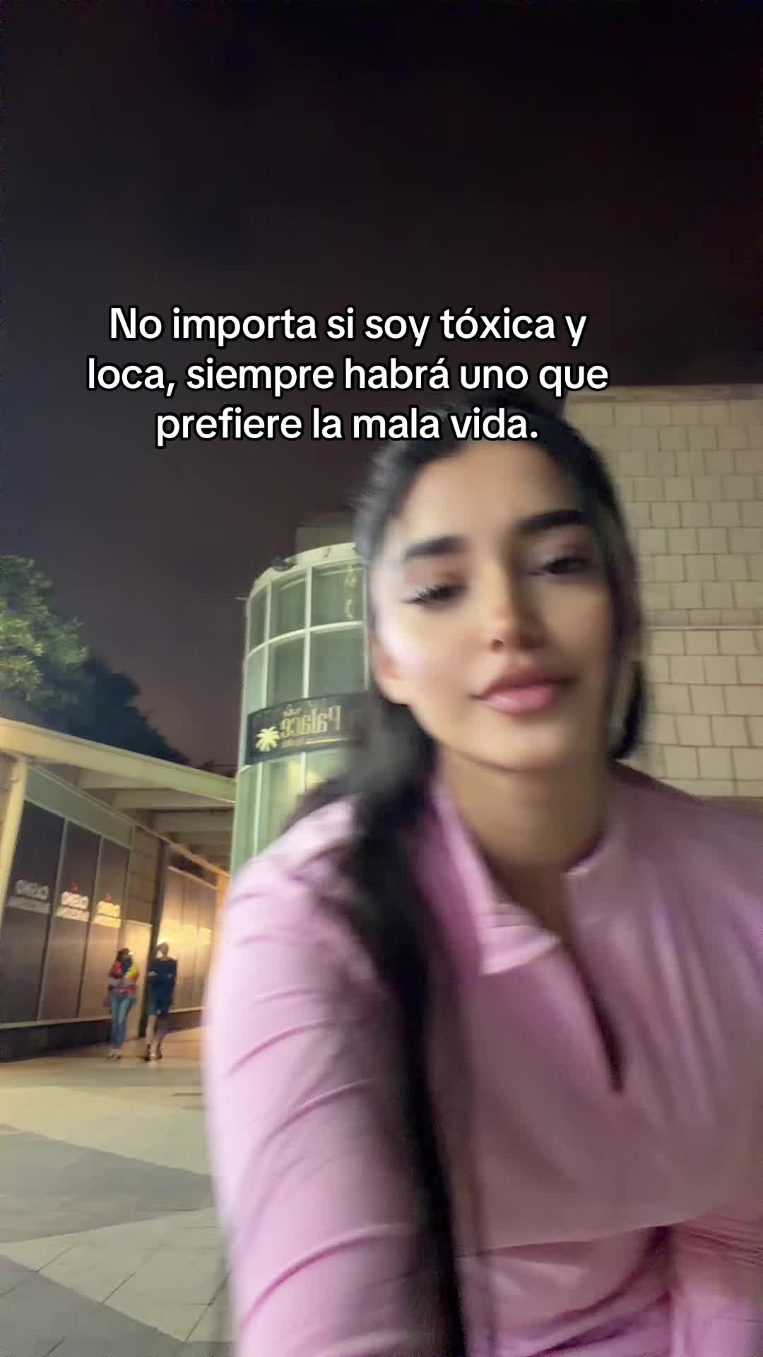 @lariahna_