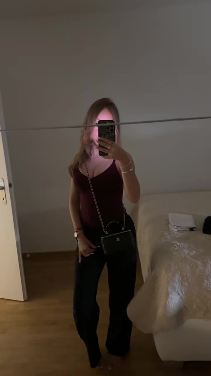 @𑣲𝐃