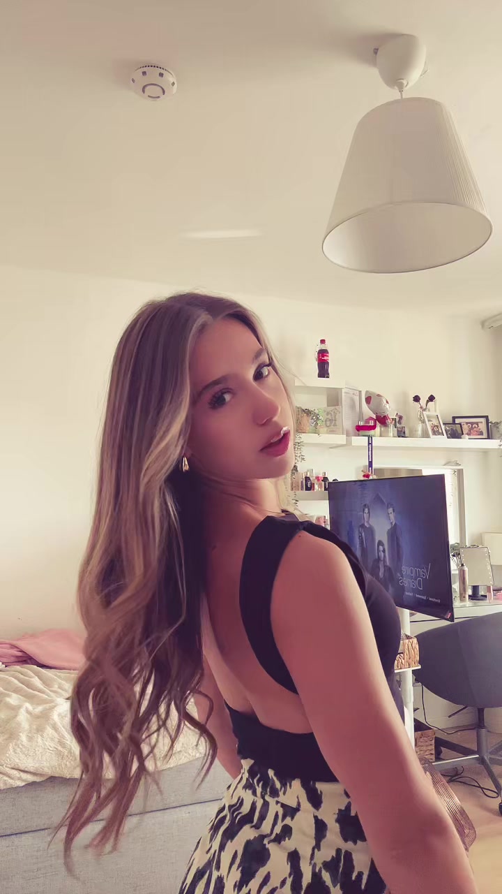 @leonaaisk