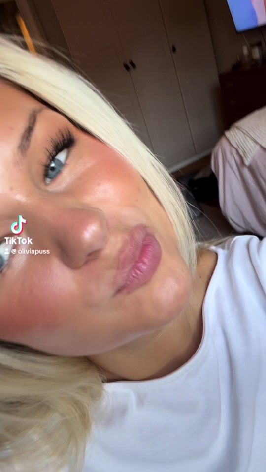 @Oliviapuss